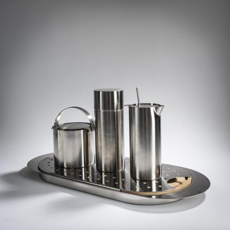 Bild 1 zu Objekt, 'Cylinda Line' ice bucket, 2 mixers with spoon and tray, 1967, Arne Jacobsen, Stelton, Gentofte, 157B 376