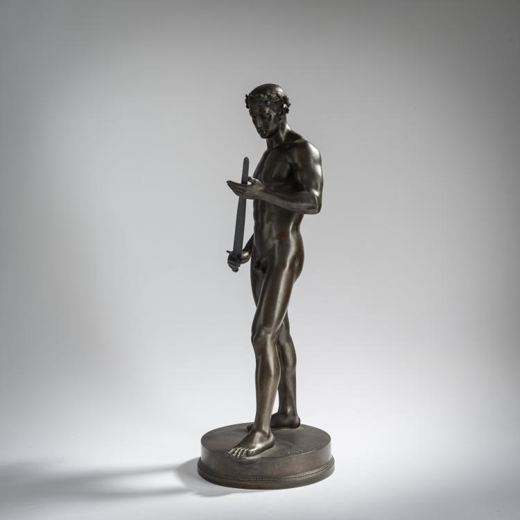 Bild 4 zu Objekt, 'Male nude examining a sword', c. 1900, Fritz Heinemann, Gladenbeck, Berlin, 156C 362