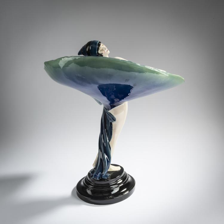 Bild 7 zu Objekt, Dancer in a feather costume, c. 1924/25, Paul Philippe, Goldscheider, Friedrich, Wien, 156D 815