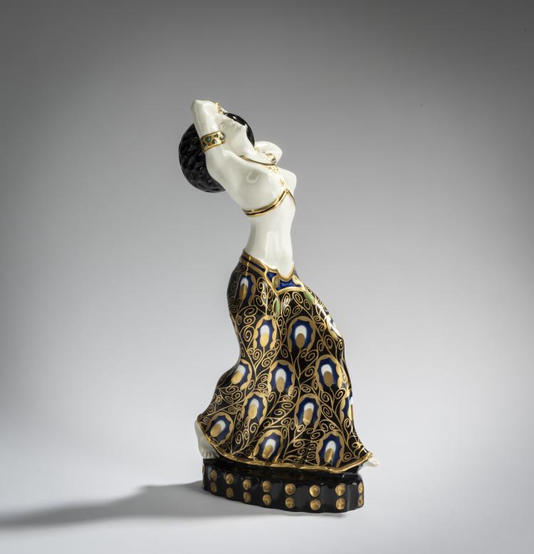 Bild 1 zu Objekt, Dancer, c. 1912, Karl Klaus, Wahliss, Ernst, Wien/Turn-Teplitz, 156D 844