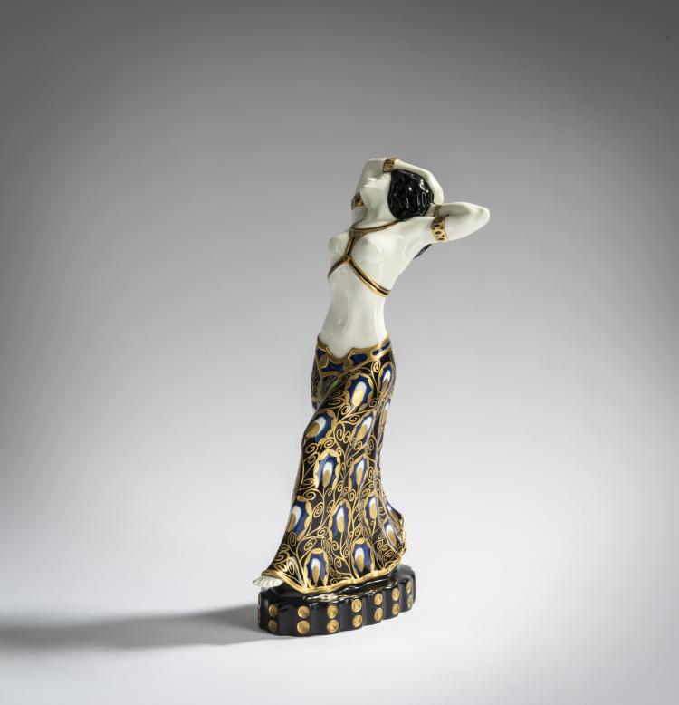 Bild 2 zu Objekt, Dancer, c. 1912, Karl Klaus, Wahliss, Ernst, Wien/Turn-Teplitz, 156D 844