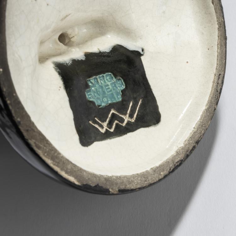 Bild 6 zu Objekt, Fashion lady, c. 1913, Eduard Klablena, Langenzersdorfer Keramik, 156D 839