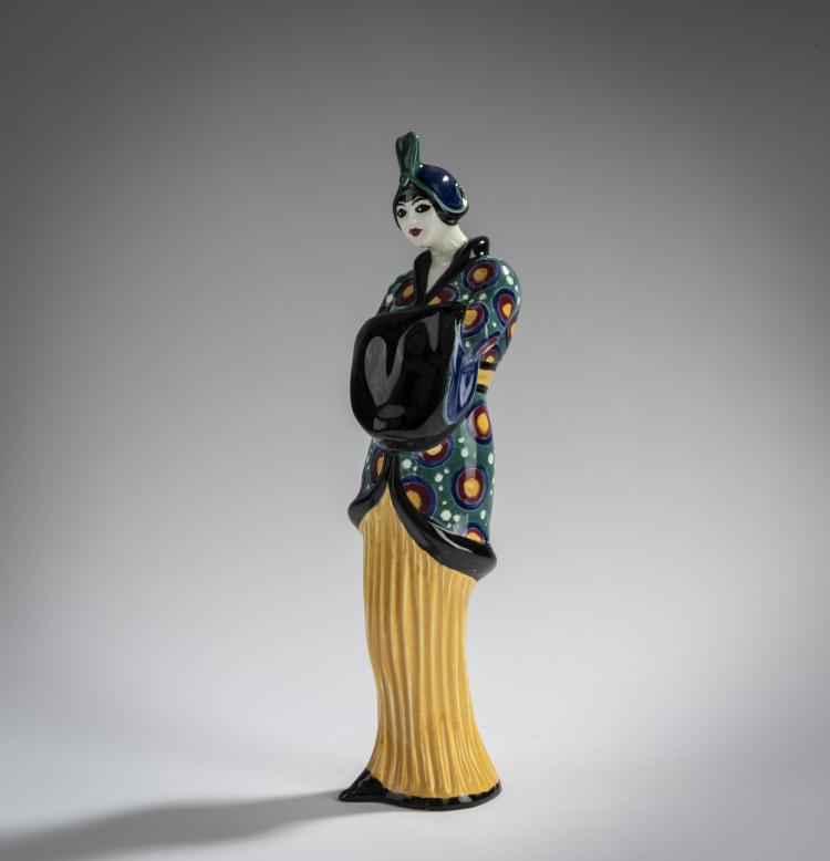 Bild 2 zu Objekt, Fashion lady, model for the German Werkbund exhibition, Cologne 1914, Annie Offterdinger, W&auml;chtersbacher Steingutfabrik, Schlierbach, 156D 789