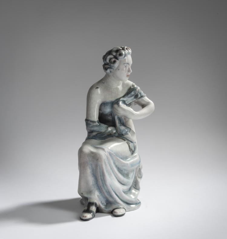 Bild 1 zu Objekt, Sitzende, 1920er Jahre, Karlsruhe, Majolika-Manufaktur, 156D 788