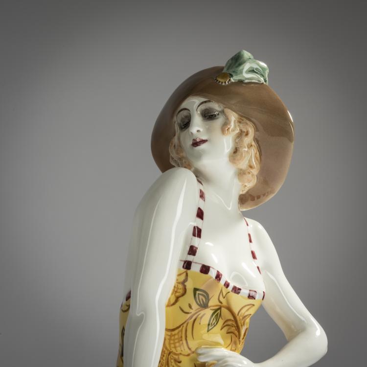 Bild 2 zu Objekt, T&auml;nzerin in Pose, um 1923, Josef Lorenzl, Goldscheider, Friedrich, Wien, 156D 812