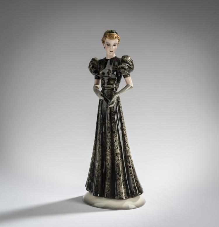 Hauptbild zu Objekt, Dame in grauem Kleid, um 1930, Stephan Dakon, Keramos, Wiener Kunst-Keramik und Porzellanmanufaktur, 156D 835