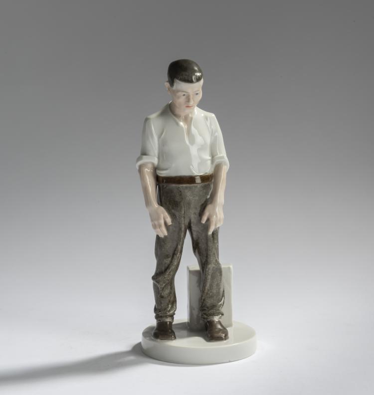 Hauptbild zu Objekt, 'Farmer', 1909/10, Otto Thiem, Schwarzburger Werkst&auml;tten f&uuml;r Porzellankunst, Unterwei&szlig;bach, 156D 769