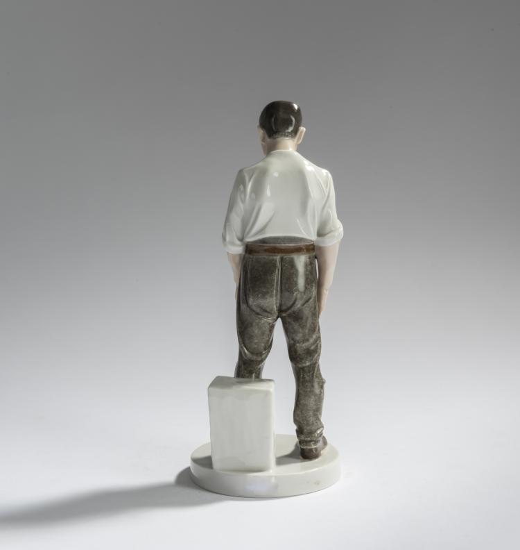 Bild 2 zu Objekt, 'Farmer', 1909/10, Otto Thiem, Schwarzburger Werkst&auml;tten f&uuml;r Porzellankunst, Unterwei&szlig;bach, 156D 769