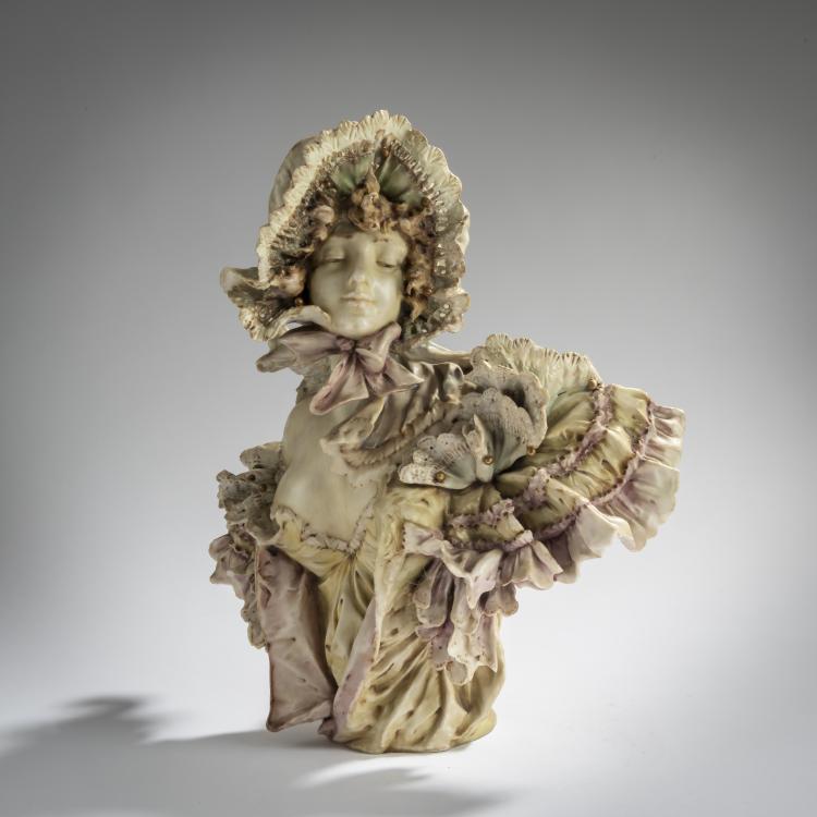 Bild 1 zu Objekt, Female bust, c. 1899, Eduard Stellmacher, Amphora-Werke Riessner, Stellmacher & Kessel, Turn-Teplitz, 156D 794