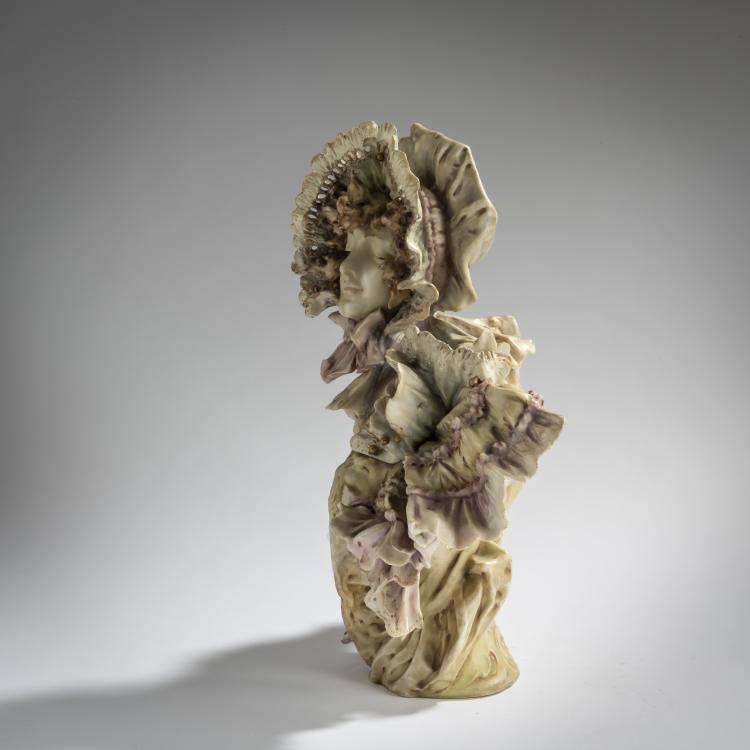 Bild 2 zu Objekt, Female bust, c. 1899, Eduard Stellmacher, Amphora-Werke Riessner, Stellmacher & Kessel, Turn-Teplitz, 156D 794