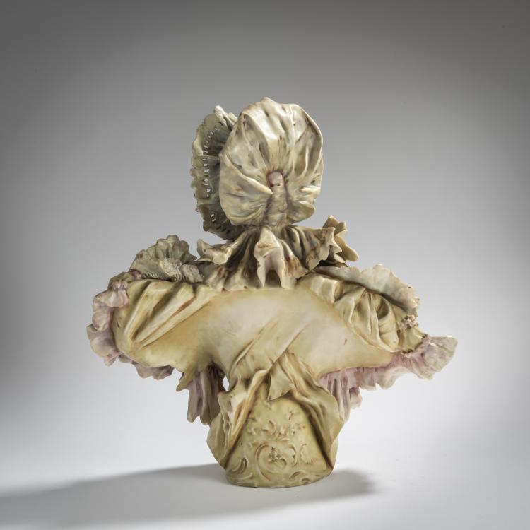 Bild 3 zu Objekt, Female bust, c. 1899, Eduard Stellmacher, Amphora-Werke Riessner, Stellmacher & Kessel, Turn-Teplitz, 156D 794