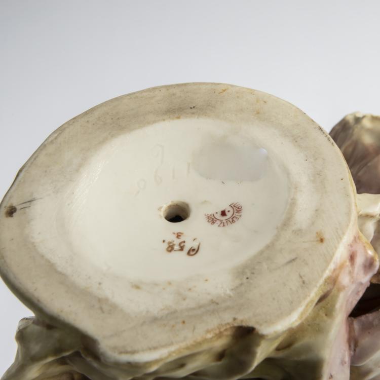 Bild 5 zu Objekt, Female bust, c. 1899, Eduard Stellmacher, Amphora-Werke Riessner, Stellmacher & Kessel, Turn-Teplitz, 156D 794