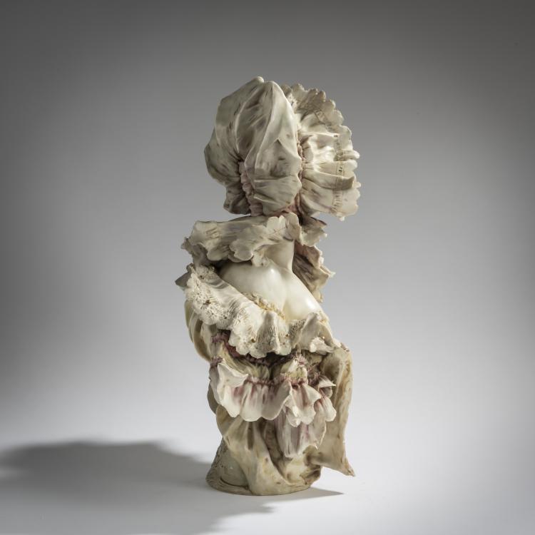 Bild 5 zu Objekt, Female bust, c. 1899, Eduard Stellmacher, Amphora-Werke Riessner, Stellmacher & Kessel, Turn-Teplitz, 156D 795