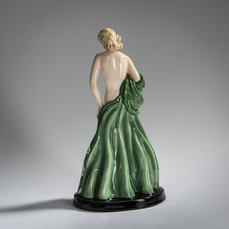 Bild 3 zu Objekt, 'Standing nude girl with a large cloth', c. 1936, Goldscheider, Friedrich, Wien, 156D 827