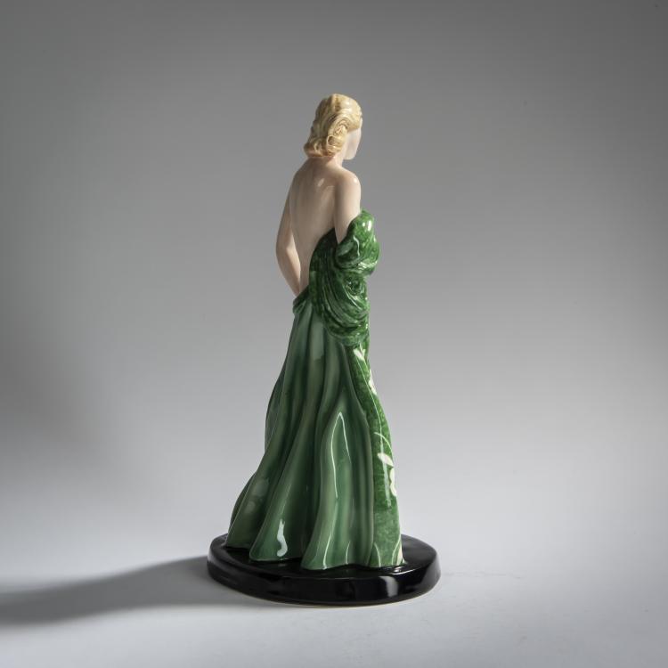 Bild 4 zu Objekt, 'Standing nude girl with a large cloth', c. 1936, Goldscheider, Friedrich, Wien, 156D 827