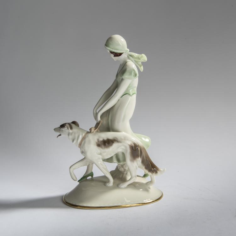 Bild 3 zu Objekt, M&auml;dchen mit Hund, um 1930, Fischer & Mieg, Pirkenhammer, 156D 778