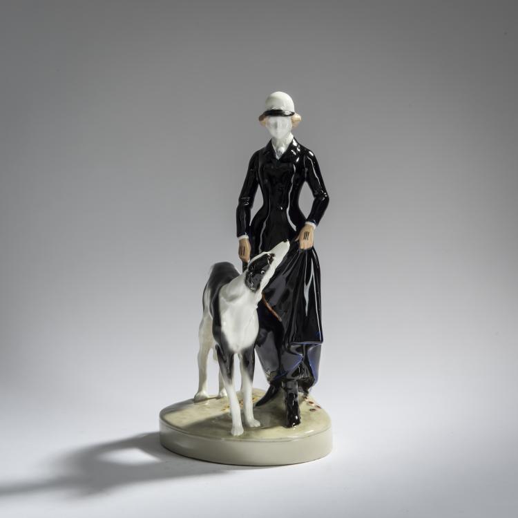 Hauptbild zu Objekt, 'Standing lady in a hunting outfit with borzoi', 1913/14,  Perigot, Goldscheider, Friedrich, Wien, 156D 803