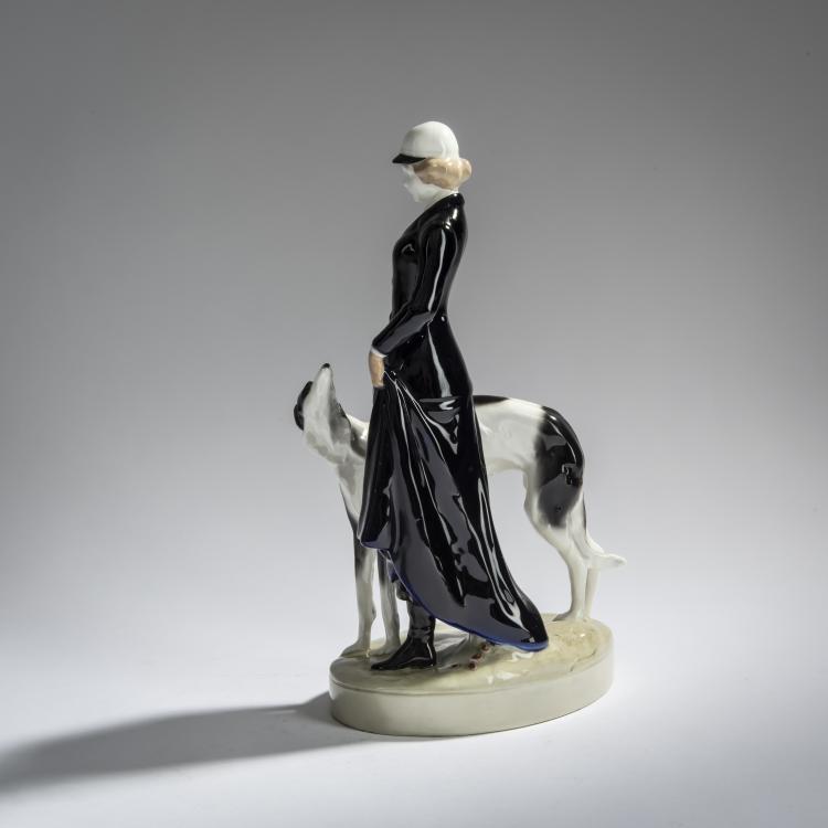 Bild 3 zu Objekt, 'Standing lady in a hunting outfit with borzoi', 1913/14,  Perigot, Goldscheider, Friedrich, Wien, 156D 803