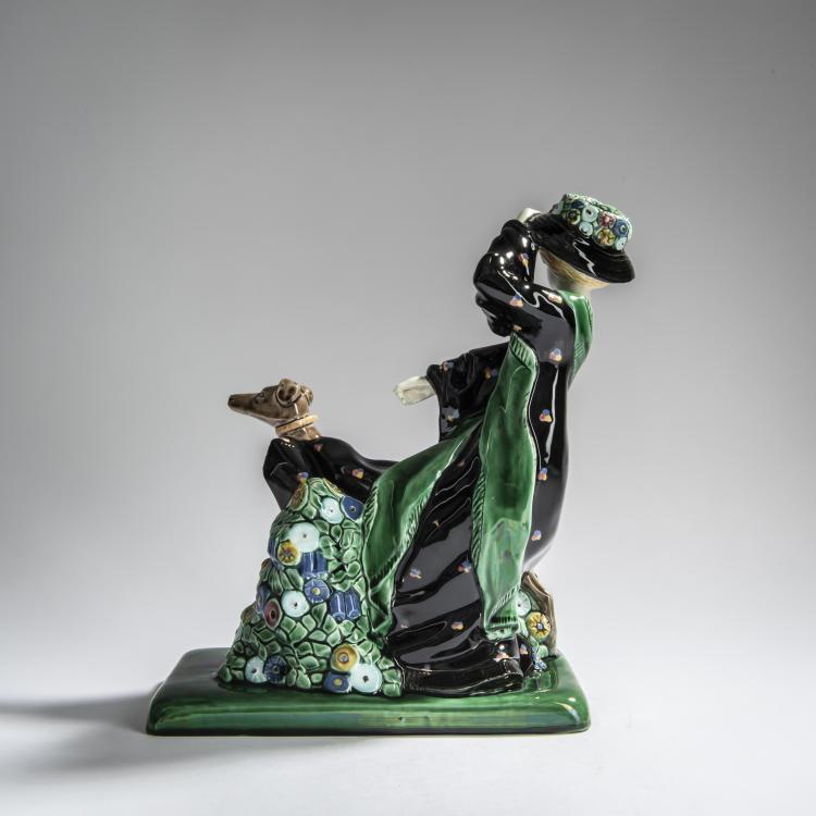 Bild 1 zu Objekt, Dame mit Hund, um 1909/10, Emilie Schleiss-Simandl (zugeschrieben), Gmundner Keramik, 156D 798