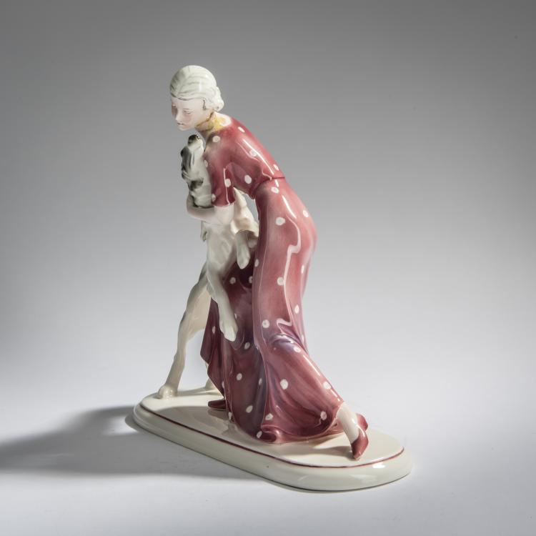 Bild 2 zu Objekt, Young woman with a dog, c. 1930, Hertwig & Co., Katzh&uuml;tte, 156D 833