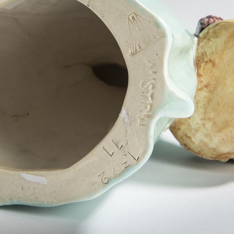 Bild 6 zu Objekt, Krinoline 'Herbst', um 1909, Johanna Meier-Michel, Wiener Kunstkeramische Werkst&auml;tte, Busch & Ludescher, 156D 849