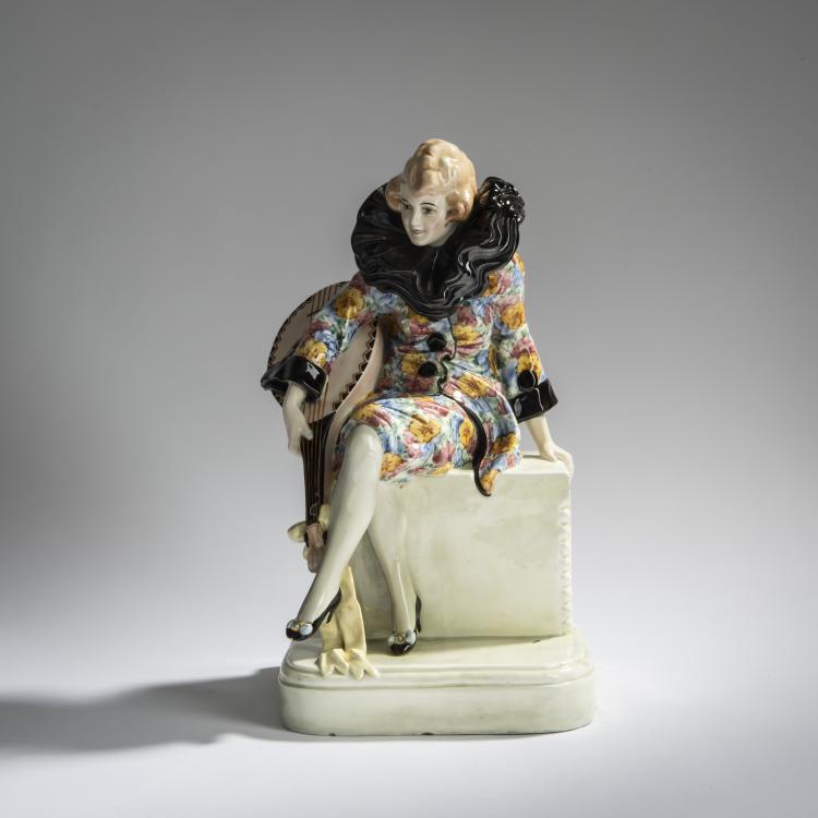 Hauptbild zu Objekt, Sitzende Pierrette mit Laute, um 1922, Wilhelm Thomasch, Goldscheider, Friedrich, Wien, 156D 810