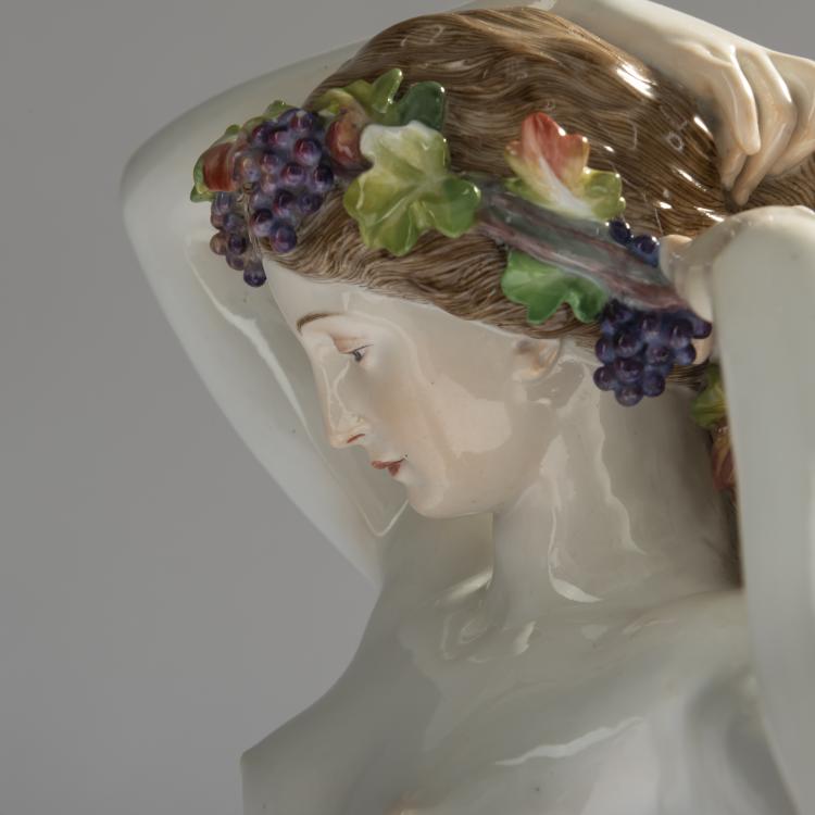 Bild 7 zu Objekt, 'Bacchantin', 1877, Ernst Julius H&auml;hnel, Meissen, 156D 723