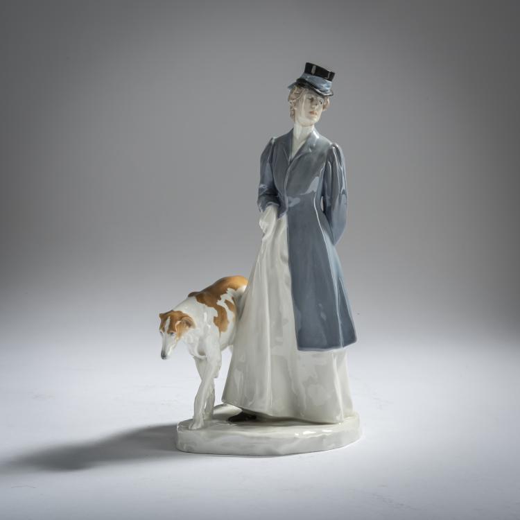 Bild 1 zu Objekt, 'Dame im Reitkost&uuml;m mit Windhund', 1910, Rudolf Hentschel, Meissen, 156D 741