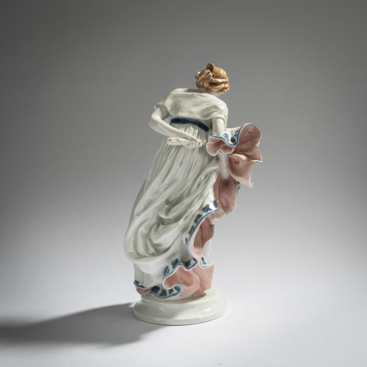 Bild 4 zu Objekt, 'Lady in a Ball Gown', 1902, Konrad Hentschel, Meissen, 156D 730