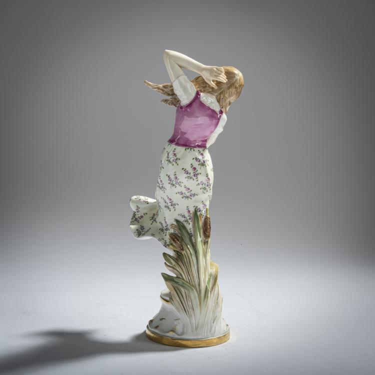 Bild 4 zu Objekt, 'Girl in the Wind', 1901, Philipp Lange, Meissen, 156D 724