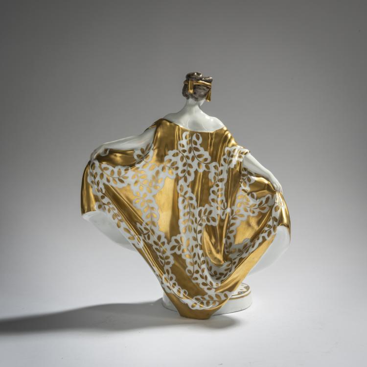 Bild 2 zu Objekt, 'Dancer', 1911, Karl Theodor Eichler, Meissen, 156D 743