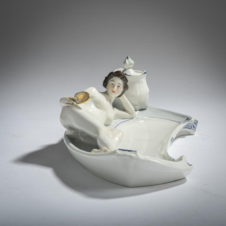 Bild 2 zu Objekt, 'Stationery with girl', 1903, Arthur Lange, Meissen, 156D 729