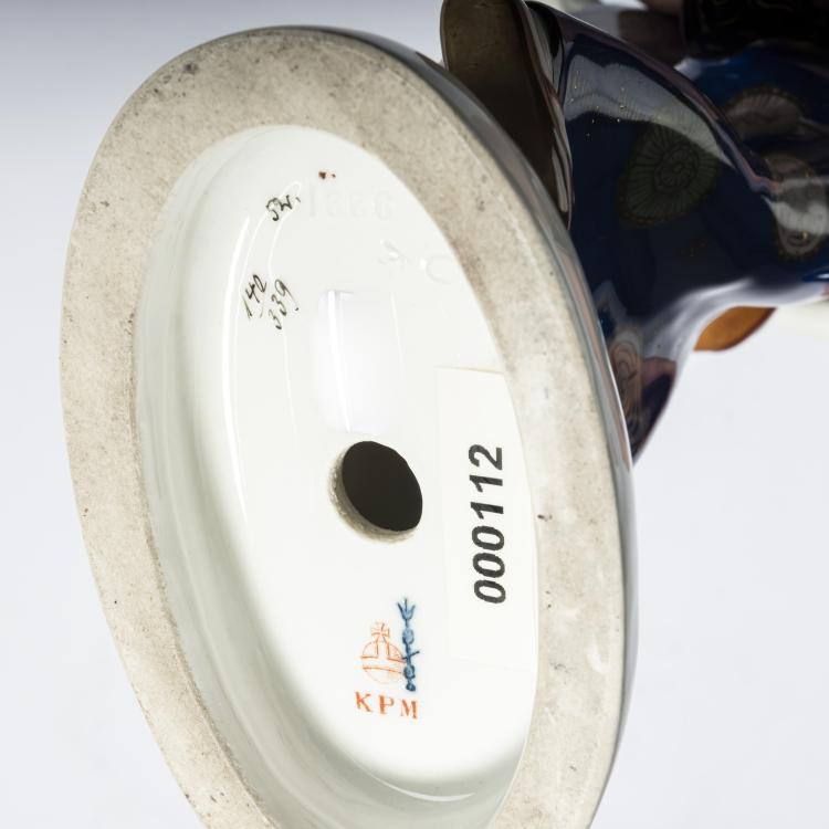 Bild 6 zu Objekt, 'Japanerin' aus dem Hochzeitszug, 1909, Adolph Amberg, Berlin, KPM, 156D 701