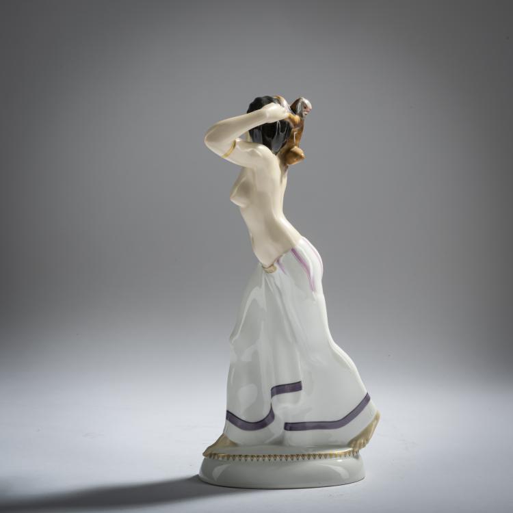 Bild 3 zu Objekt, 'Afrikanerin' aus dem Hochzeitszug, 1909, Adolph Amberg, Berlin, KPM, 156D 702