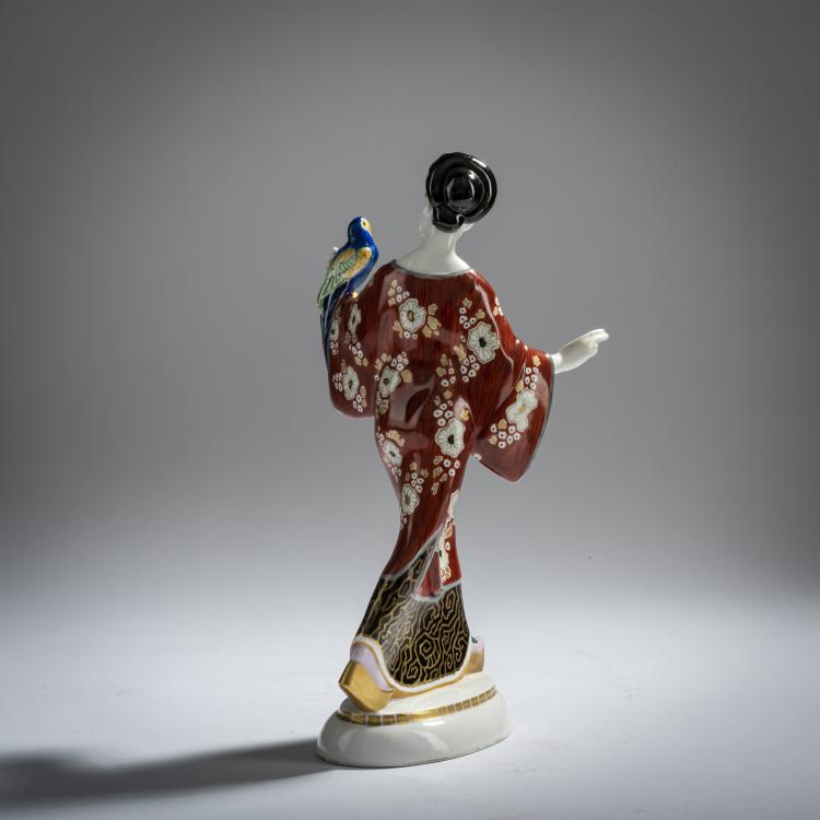 Bild 1 zu Objekt, 'Chinesin' aus dem Hochzeitszug, 1910, Adolph Amberg, Berlin, KPM, 156D 704