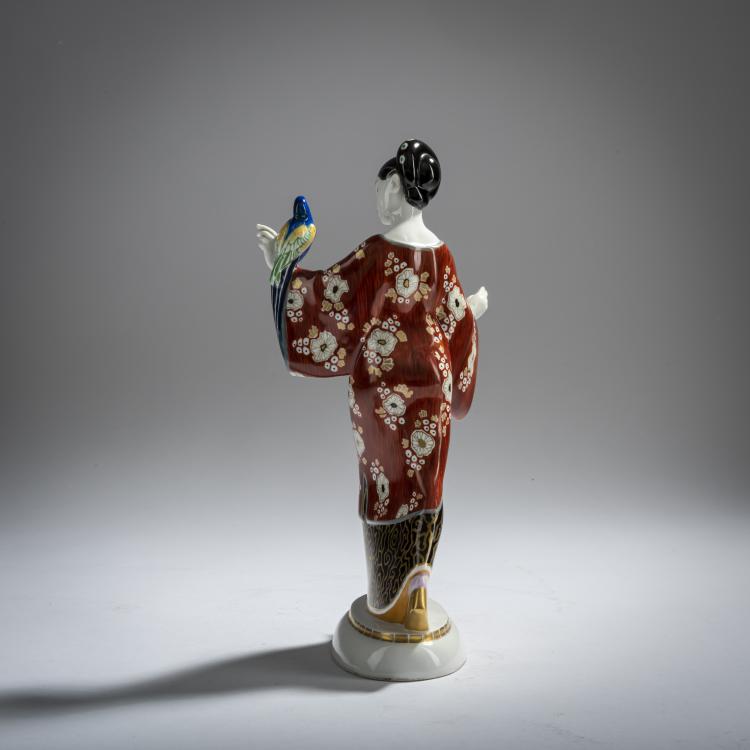 Bild 2 zu Objekt, 'Chinesin' aus dem Hochzeitszug, 1910, Adolph Amberg, Berlin, KPM, 156D 704