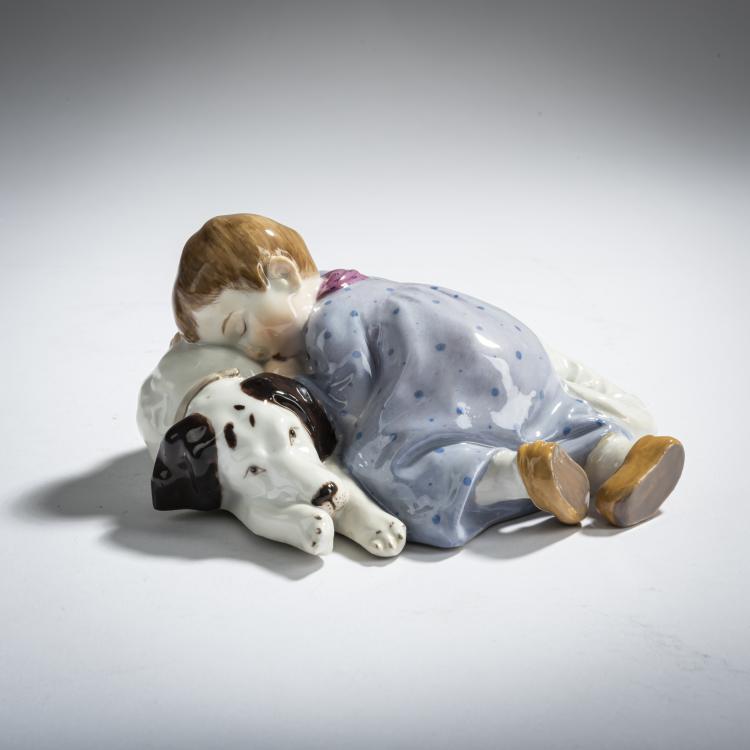 Bild 1 zu Objekt, 'Kind, auf liegendem Hund schlafend', 1905, Konrad Hentschel, Meissen, 156D 736