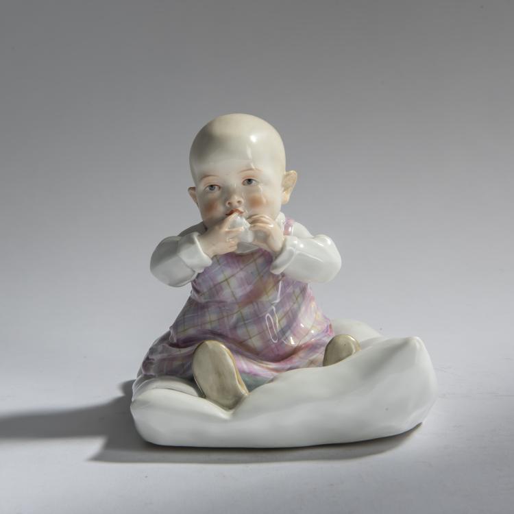Bild 1 zu Objekt, 'Kind auf einem Kissen sitzend', 1905, Konrad Hentschel, Meissen, 156D 737