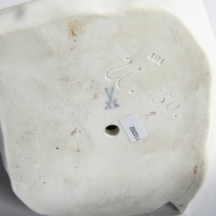 Bild 6 zu Objekt, 'Kind auf einem Kissen sitzend', 1905, Konrad Hentschel, Meissen, 156D 737