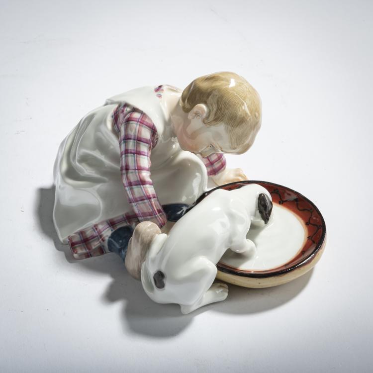 Bild 3 zu Objekt, 'Kleinkind mit Hund und Napf', 1905, Konrad Hentschel, Meissen, 156D 738