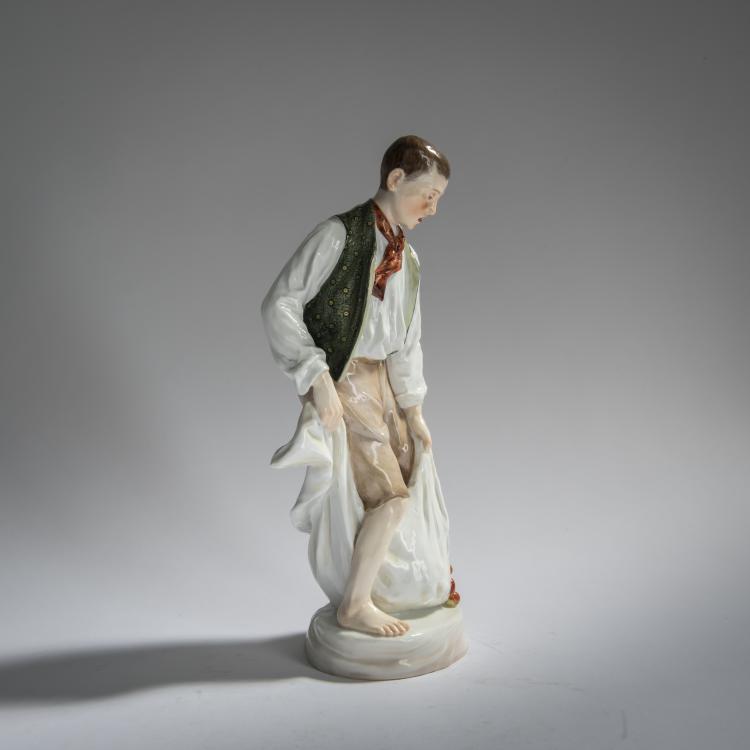 Bild 3 zu Objekt, 'Knabe mit Apfelsack', 1904, Karl Theodor Eichler, Meissen, 156D 731