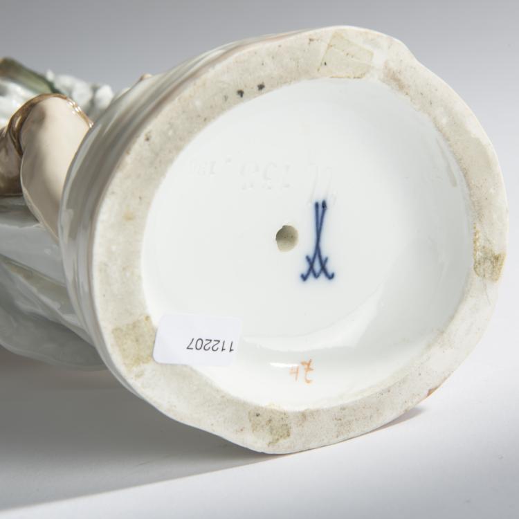 Bild 5 zu Objekt, 'Knabe mit Apfelsack', 1904, Karl Theodor Eichler, Meissen, 156D 731