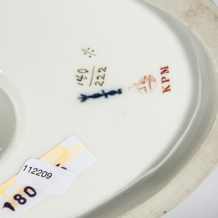 Bild 4 zu Objekt, 'Dancing Peasants', 1909, Hans Schwegerle, Berlin, KPM, 156D 705