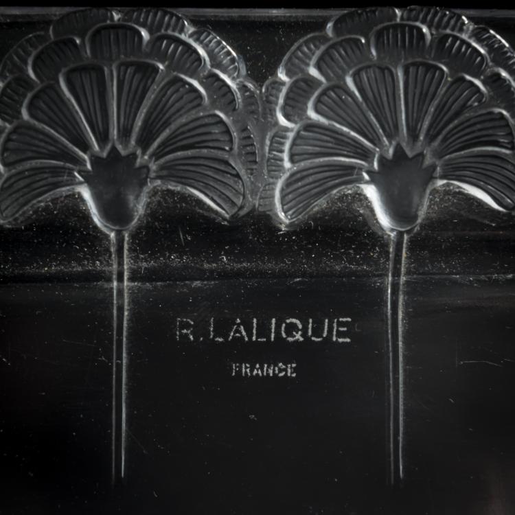 Bild 2 zu Objekt, Tablett 'Oeillets', 1936, Ren&eacute; Lalique, Lalique, Ren&eacute;, Wingen-sur-Moder, 156A 58