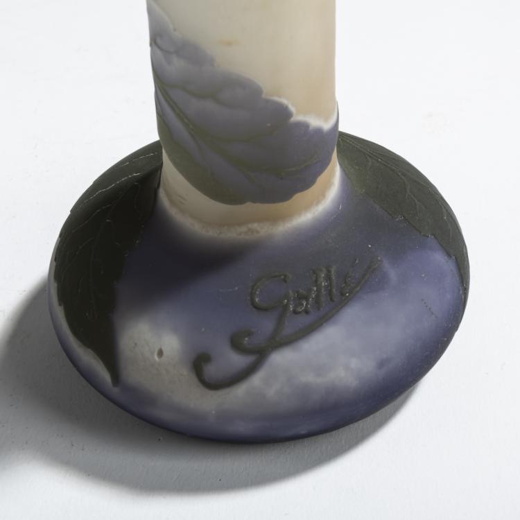 Bild 2 zu Objekt, 'Hortensias' vase, 1908-20, Emile Gall&eacute;, Gall&eacute;, &Eacute;tablissements, Nancy, 156B 199