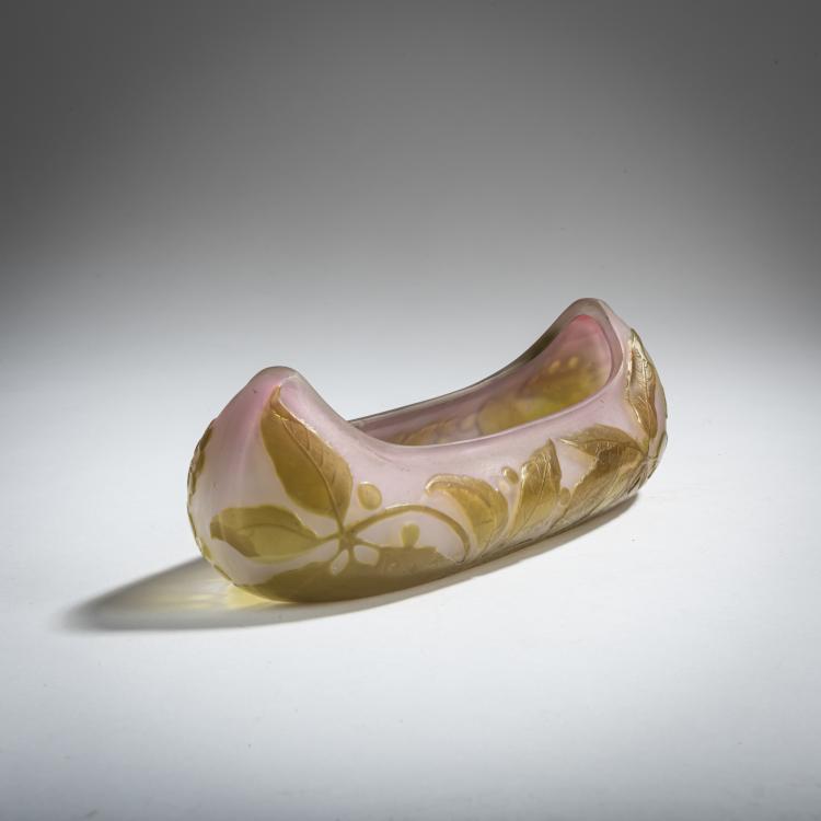 Bild 1 zu Objekt, 'Berce des pr&eacute;s' bowl, 1908-20, Emile Gall&eacute;, Gall&eacute;, &Eacute;tablissements, Nancy, 156B 206
