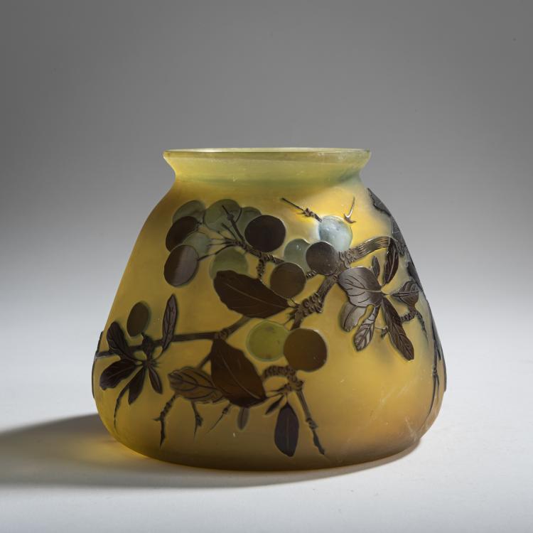 Hauptbild zu Objekt, 'Prunelles' vase, 1920-24, Emile Gall&eacute;, Gall&eacute;, &Eacute;tablissements, Nancy, 156B 225