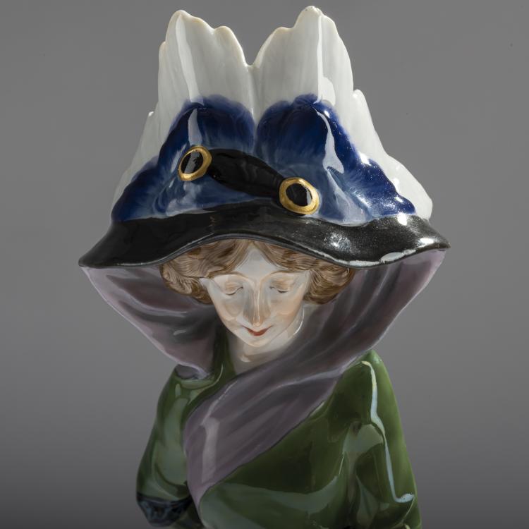Bild 3 zu Objekt, 'Dame mit Schirm', 1911, Alfred Otto Adalbert K&ouml;nig, Meissen, 156D 742