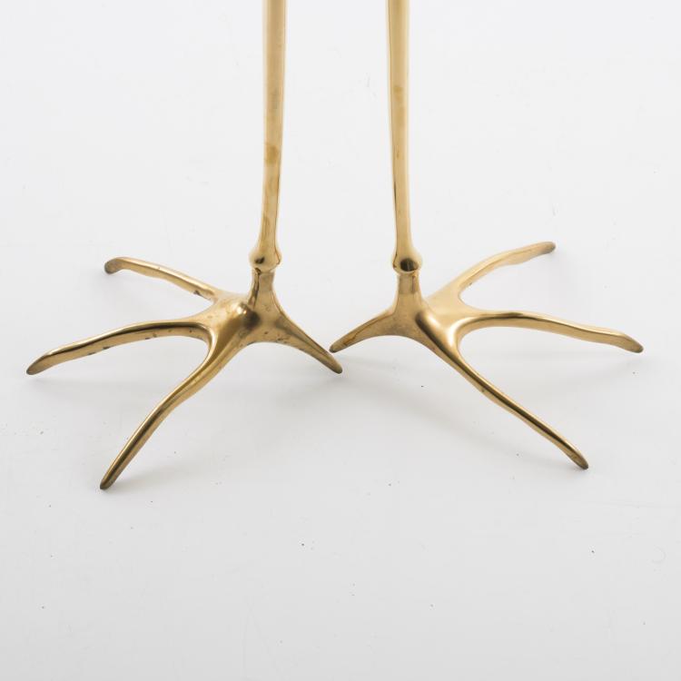 Bild 1 zu Objekt, 'Traccia' side table, 1971, Meret Oppenheim, Simon Gavina, Mailand, 157B 499