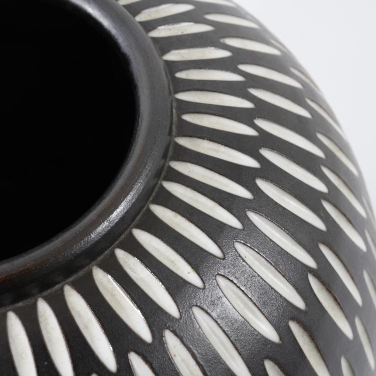 Bild 4 zu Objekt, Tall vase, 1950s, Elly und Wilhelm Kuch, Kuch, Wilhelm; Kuch, Elly, 157A 122